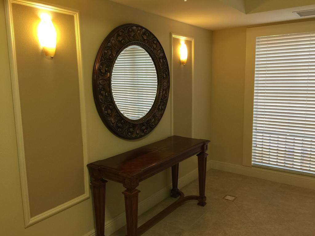 Lyx Suites At Merrick Park In Coral Gables Exteriör bild