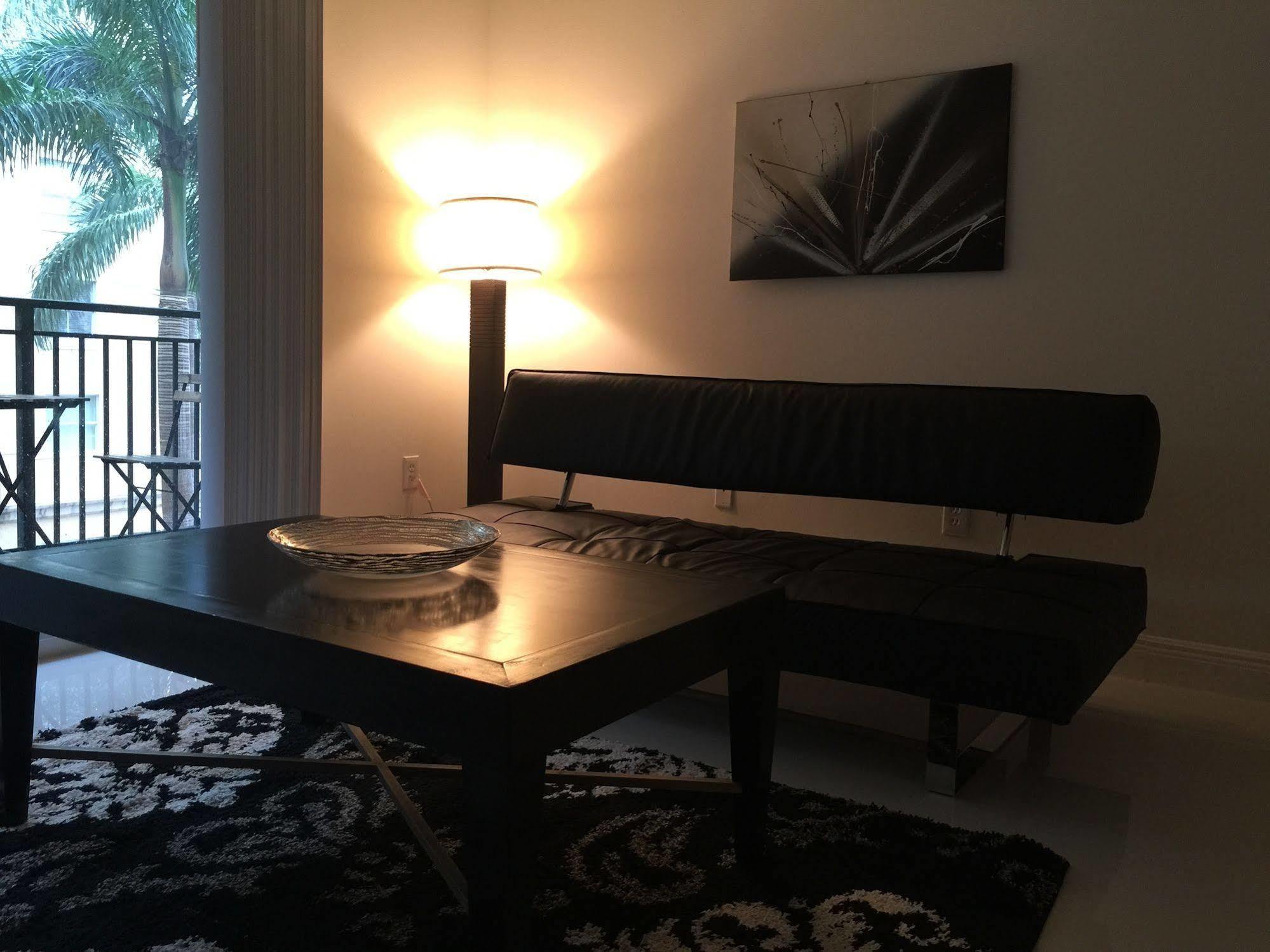 Lyx Suites At Merrick Park In Coral Gables Exteriör bild